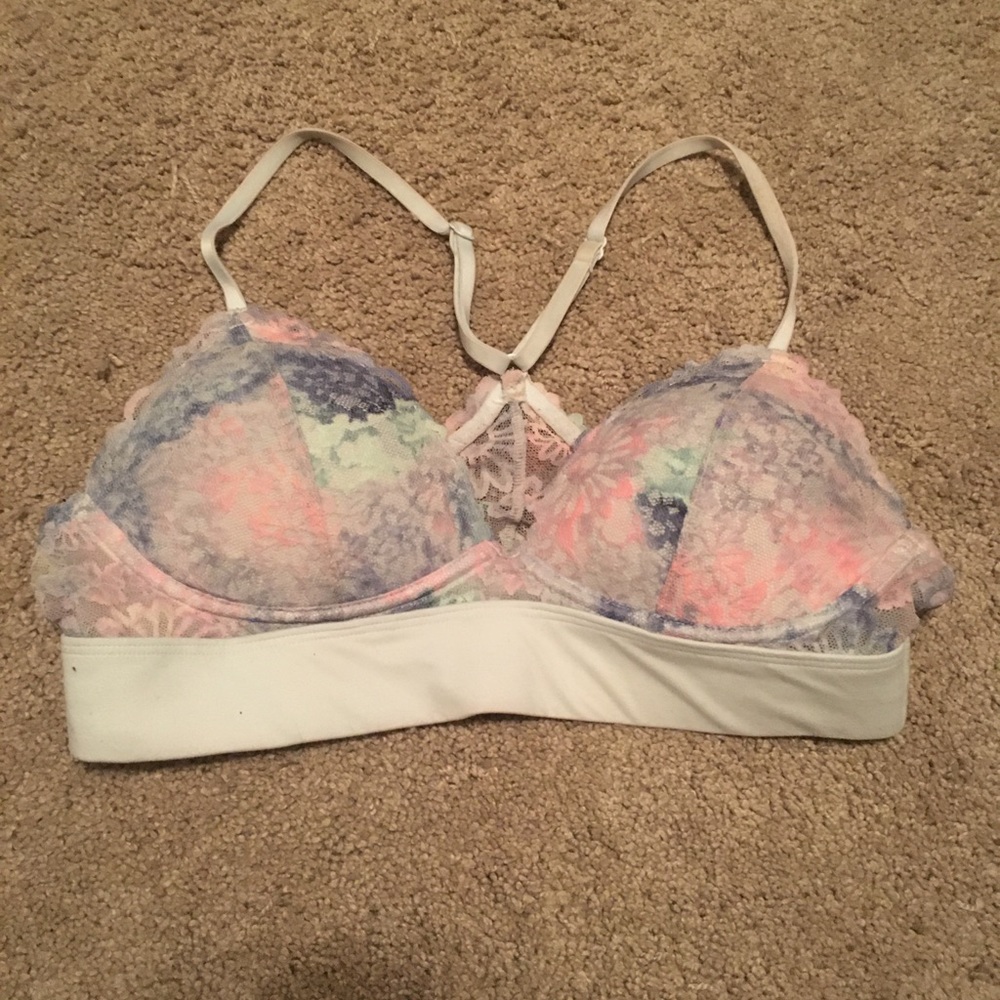 PINK WIRELESS BRALETTE